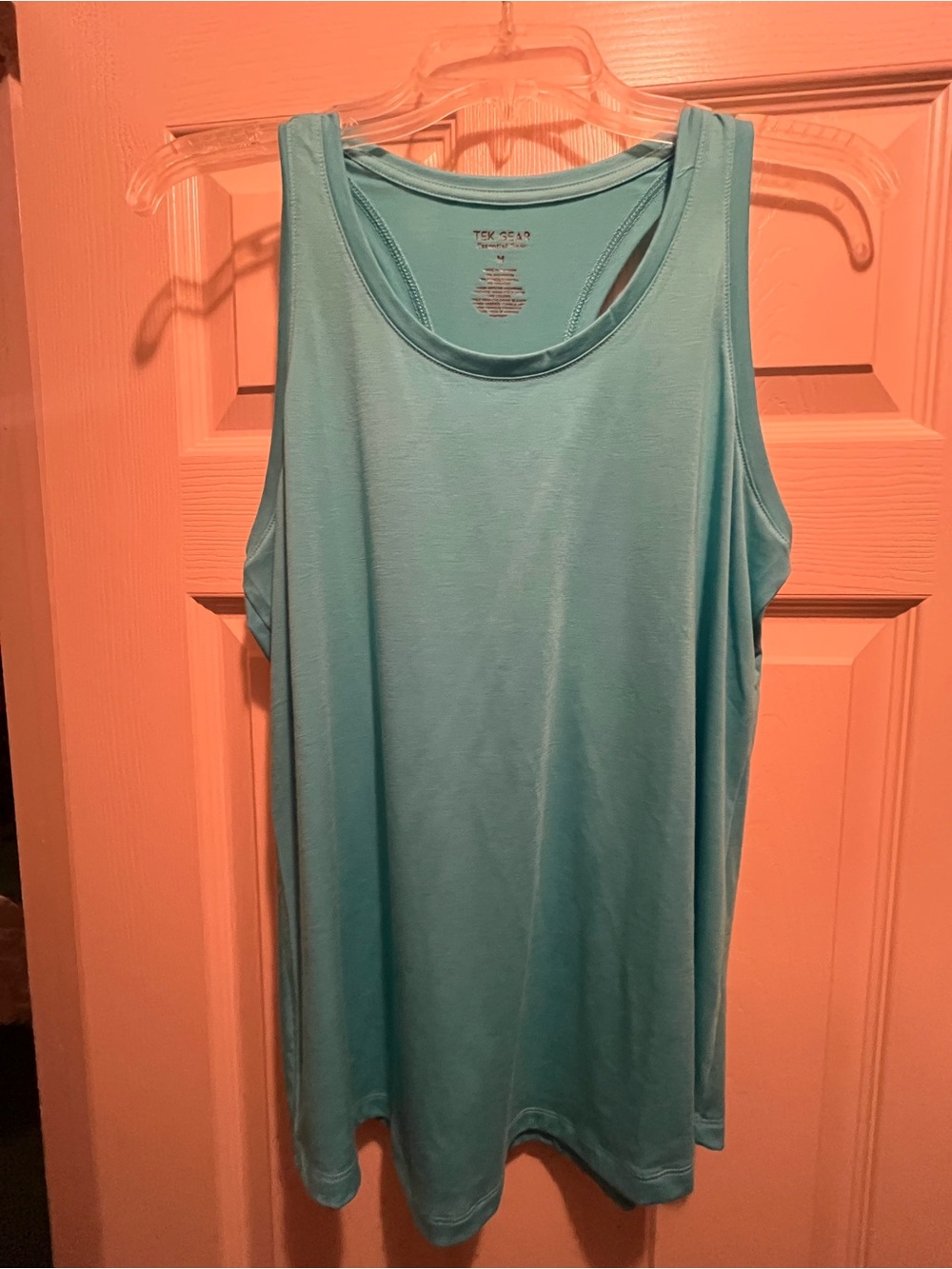 tek gear Aqua Scoop Neck Tank Top